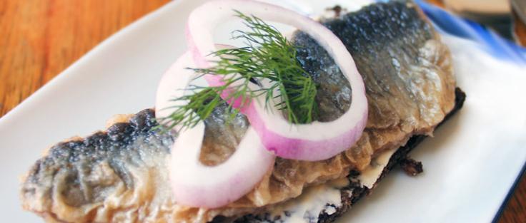 Stegte sild i lage